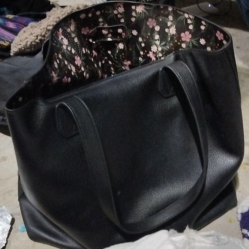 Purse - Picture 3 of 3